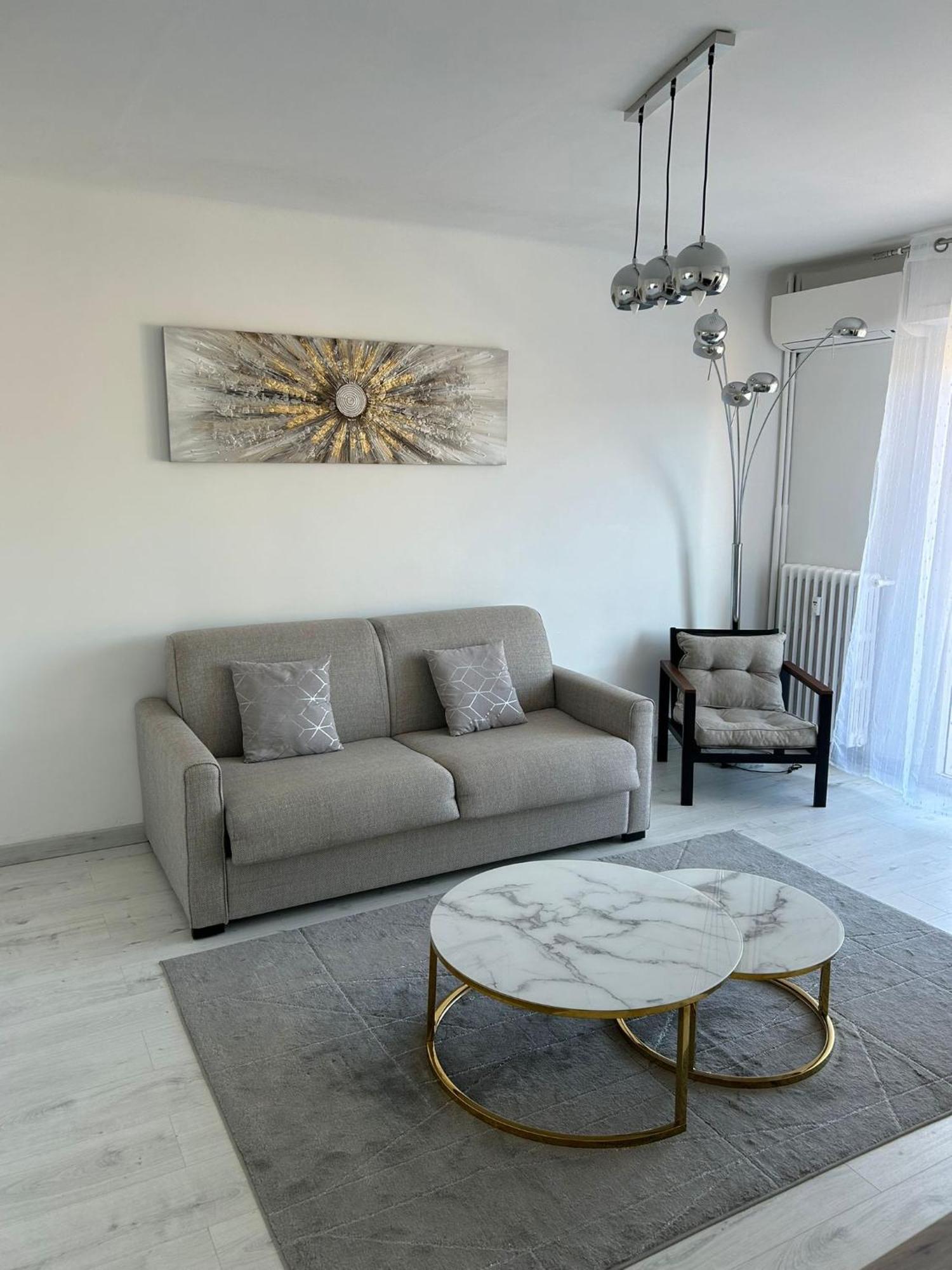 Marble Elegancy In Cannes Center מראה חיצוני תמונה