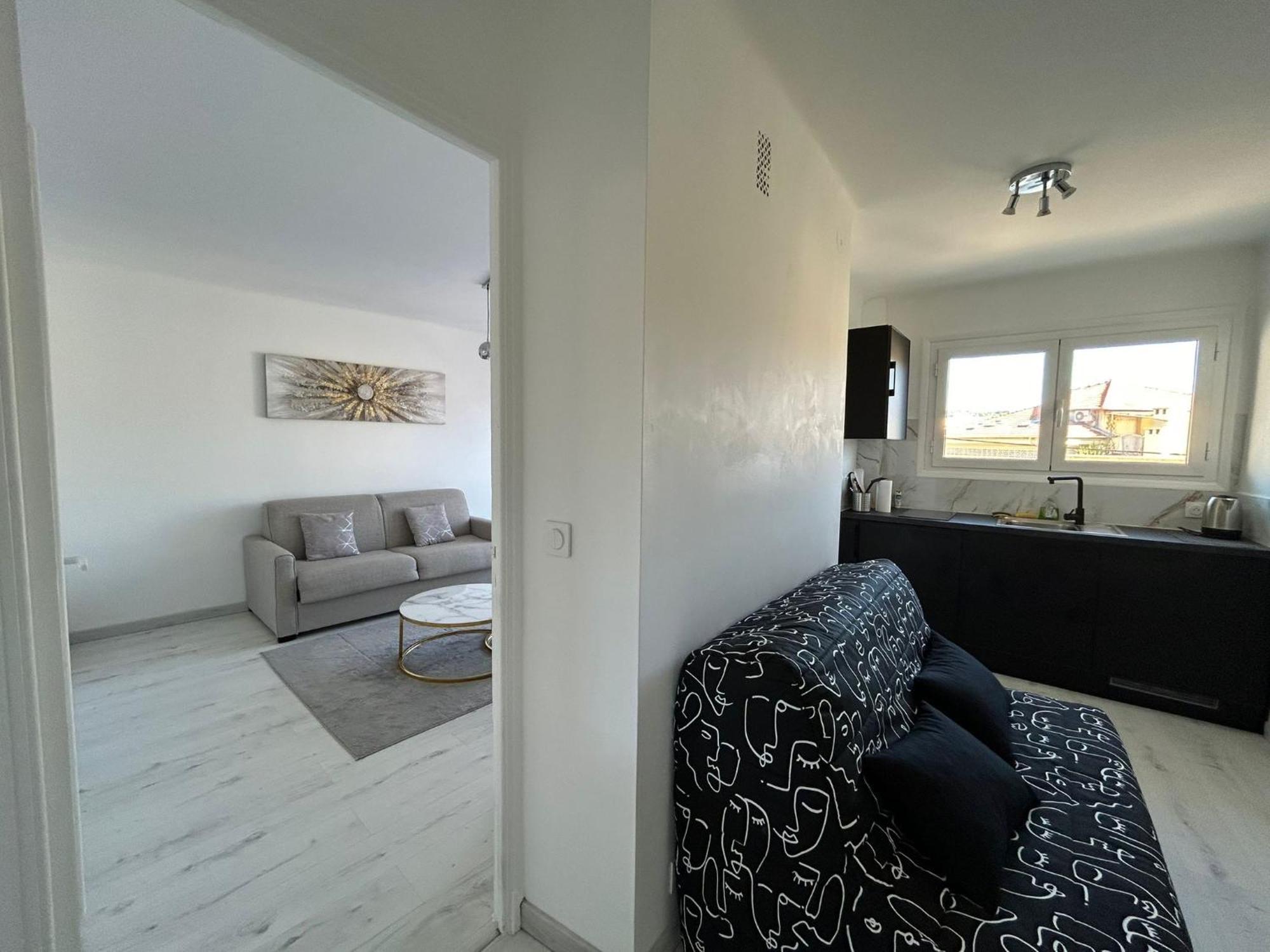 Marble Elegancy In Cannes Center מראה חיצוני תמונה